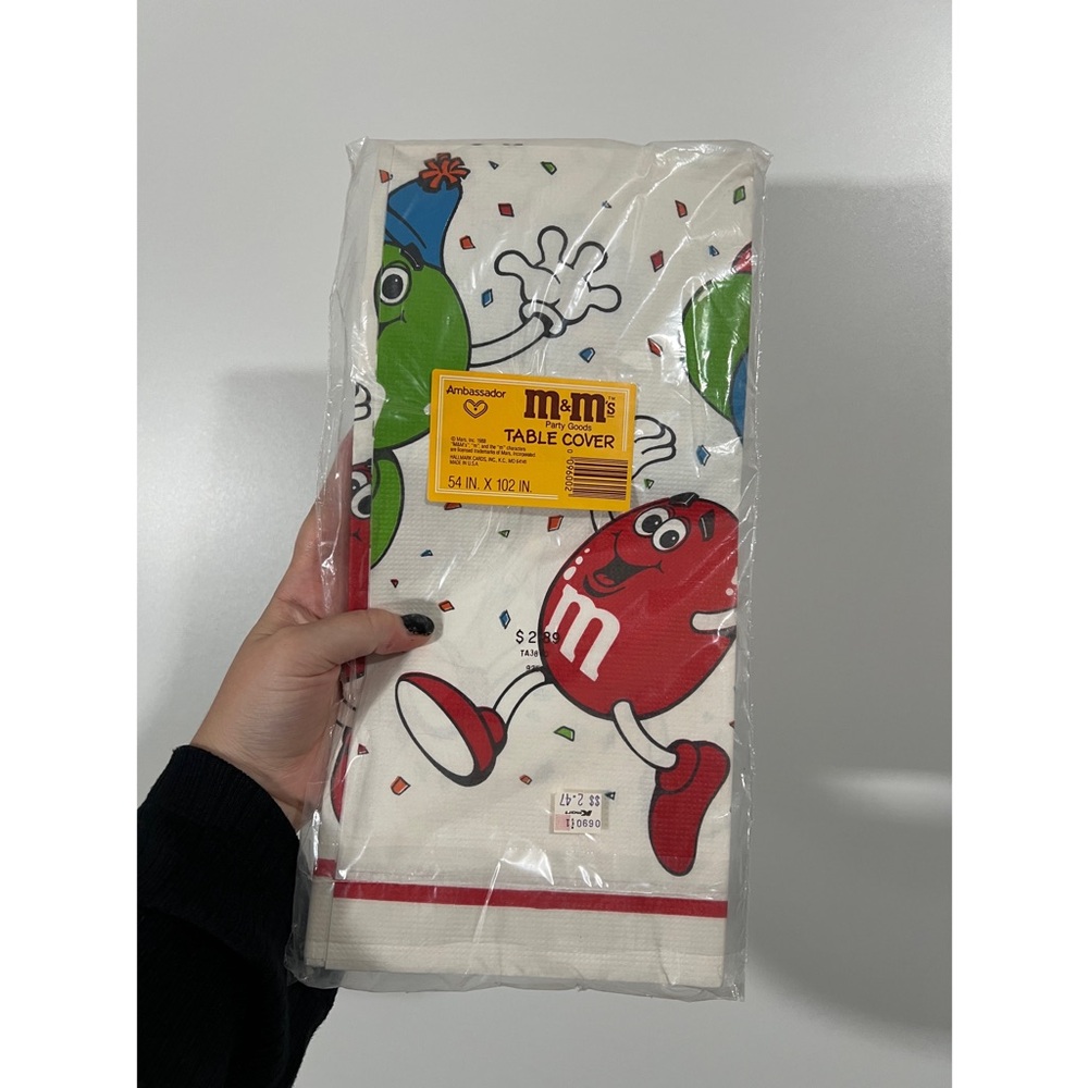 Vintage 1988 M&M’s Tablecloth Collectible Merchandise Paper Tabelcloth